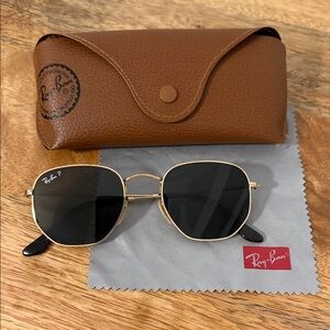 Ray-Ban Hexagonal Flat Sunglasses (Polarized)